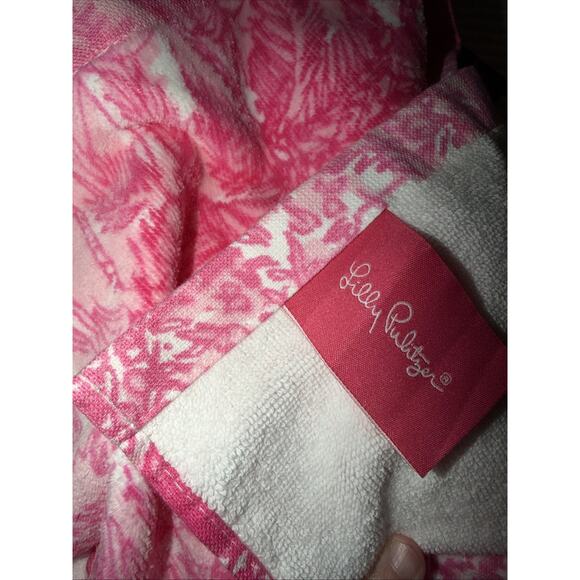 NEW Lilly Pulitzer Beach Towel Tote Palm Beach Resort White Anniversary Print - Picture 7 of 9